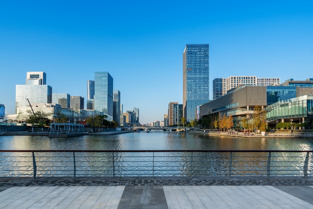 Paisagem urbana de arquitetura moderna da cidade de Ningbo