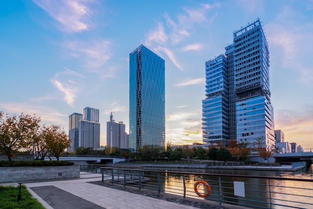 Paisagem urbana de arquitetura moderna da cidade de Ningbo