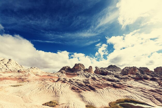 Paisagens do Monumento Nacional Vermilion Cliffs ao nascer do sol