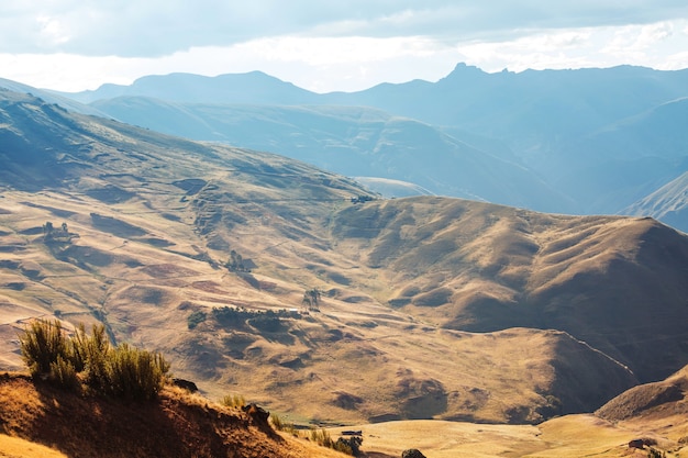 Paisagens dos pampas na Cordillera de Los Andes, Peru, América do Sul