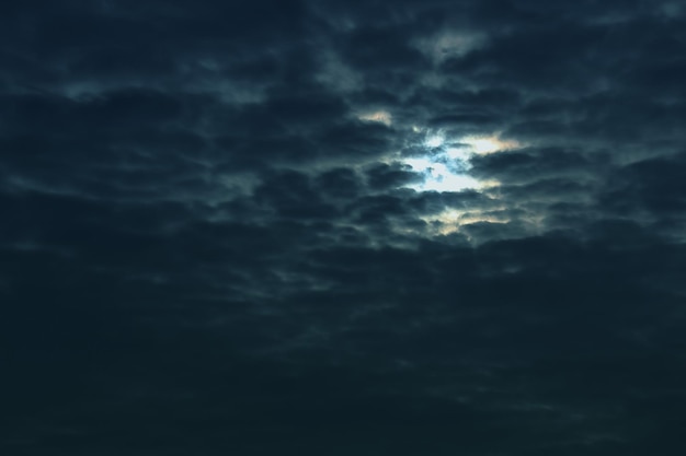 Foto paisaje abstracto de nubes nocturnas