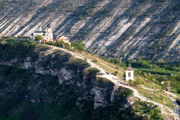 Paisaje al atardecer en Orheiul Vechi en Moldavia