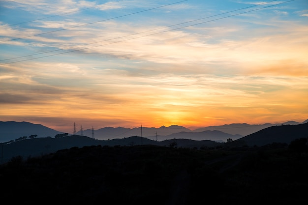 Foto paisaje al atardecer