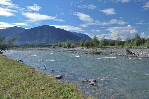 Paisaje al norte del río