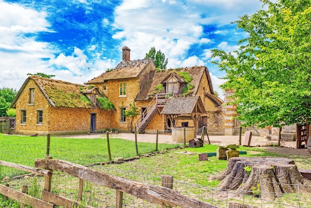 Paisaje de la aldea de la finca de la reina María Antonieta cerca del Palacio de Versalles Palacio de Versalles el palacio más hermoso de Francia