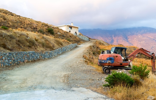 Paisaje de aldea en las montañas de Creta, Grecia