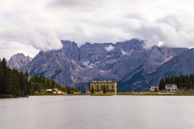 paisaje en los alpes italianos