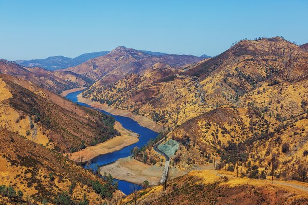 Paisaje de California en temporada de verano