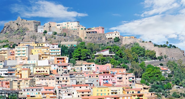 Paisaje de Castelsardo en un día soleado