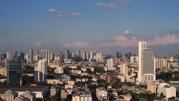 Paisaje de la ciudad moderna en Bangkok Tailandia