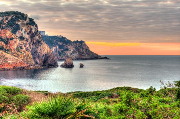 Paisaje de la costa de Cerdeña Porticciolo