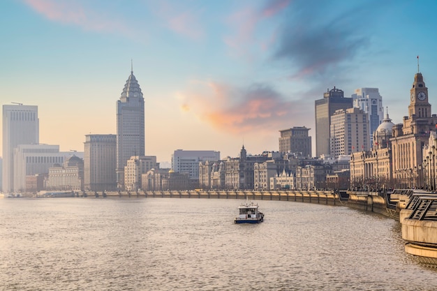 Paisaje de edificio antiguo del Bund de Shanghai