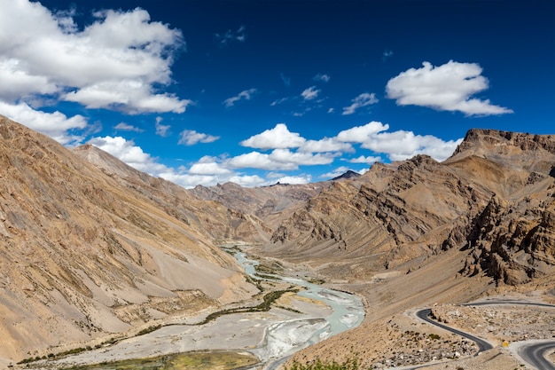 Paisaje del Himalaya en el Himalaya