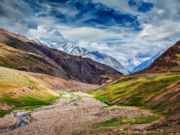 Paisaje del Himalaya en el Himalaya