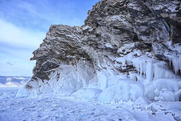 paisaje de invierno baikal de la isla de olkhon, vista de la temporada de invierno de rusia lago baikal