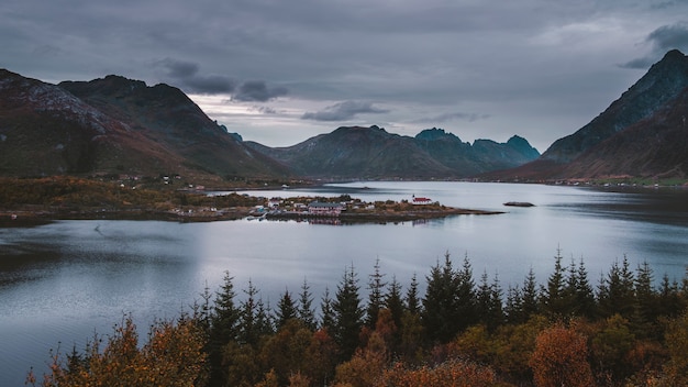 Foto paisaje de las islas lofoten en noruega.