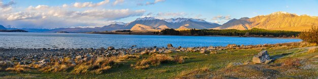 Paisaje del lago Tekapo, Nueva Zelanda