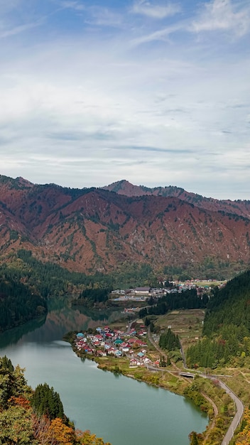 Paisaje de la línea Tadami en Fukushima, Japón