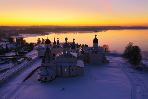 paisaje del monasterio de invierno de ferapontovo, vista superior navidad religión arquitectura fondo