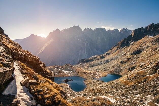 Paisaje de montaña del Alto Tatra en invierno