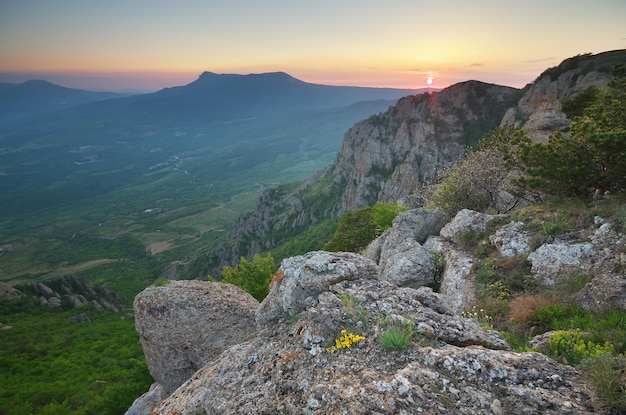 Paisaje de montaña Composición de la naturaleza