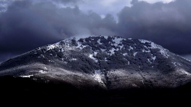 Foto paisaje de montaña de invierno
