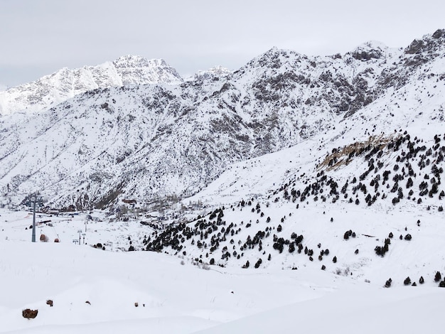 Paisaje de montaña montañas Fann Tayikistán