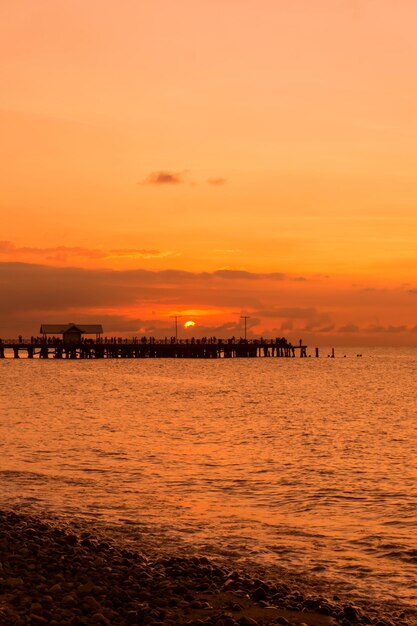 Foto paisaje del muelle de la ciudad de la ceiba honduras concepto de viajes y postales