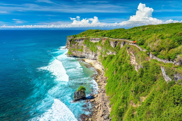 Paisaje del océano y las rocas lugar colorido y hermoso Bali Indonesia Tamaño grande