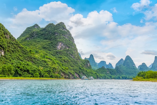 Paisaje del paisaje natural del río Yangshuo Xingping Lijiang