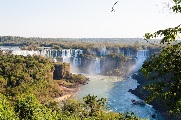 Foto paisaje del parque nacional de las cataratas del iguazú, argentina