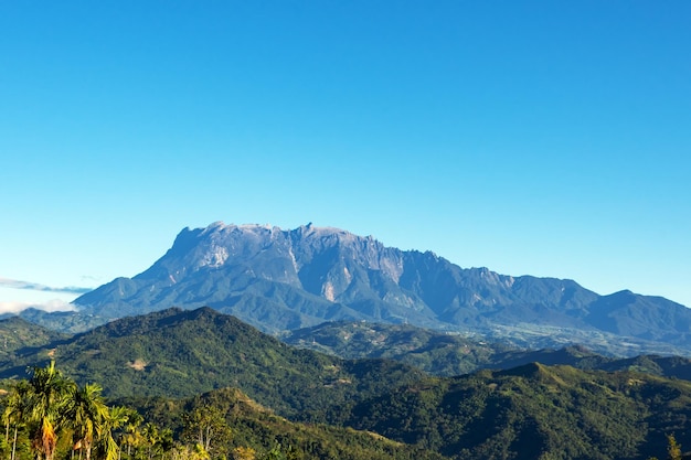 Paisaje del parque nacional Monte Kinabalu en Kundasang Sabah Borneo Malasia