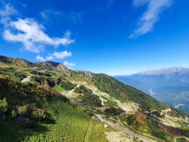 Paisaje de picos de las montañas