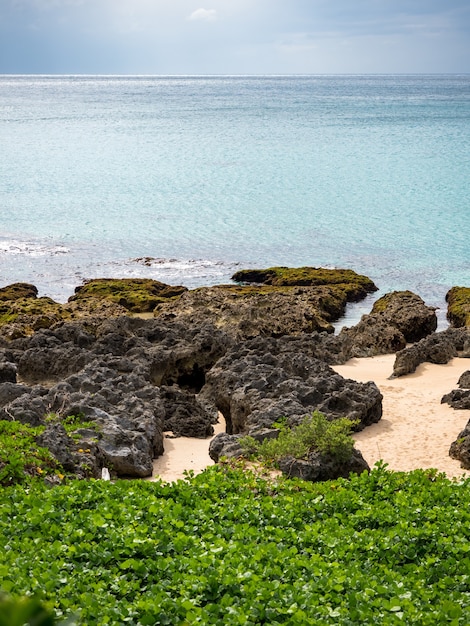 Paisaje de la playa de xiaowan en kenting, taiwán