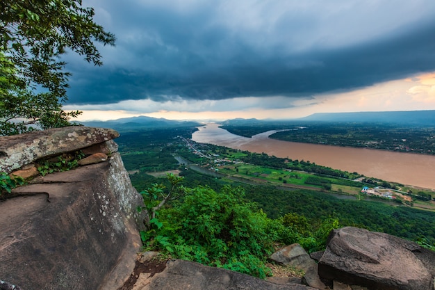 Paisaje del río Mekong en la frontera de Tailandia y Laos.