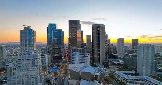 Paisaje urbano de los angeles ciudad panorámica del centro de los angeles con rascacielos tema de california con la