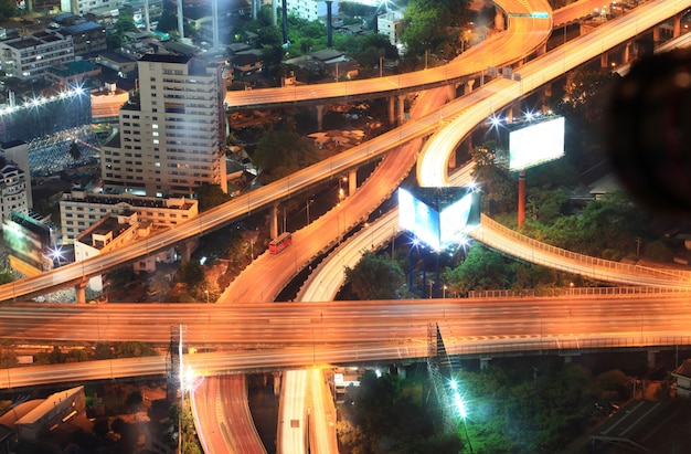 Foto paisaje urbano de la autopista de bangkok