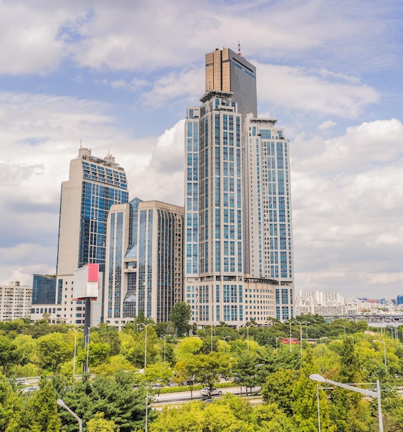 Paisaje urbano céntrico y parque de Seúl Corea del Sur