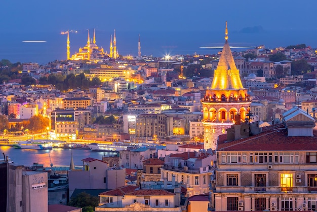 Paisaje urbano del centro de Estambul en Turquía