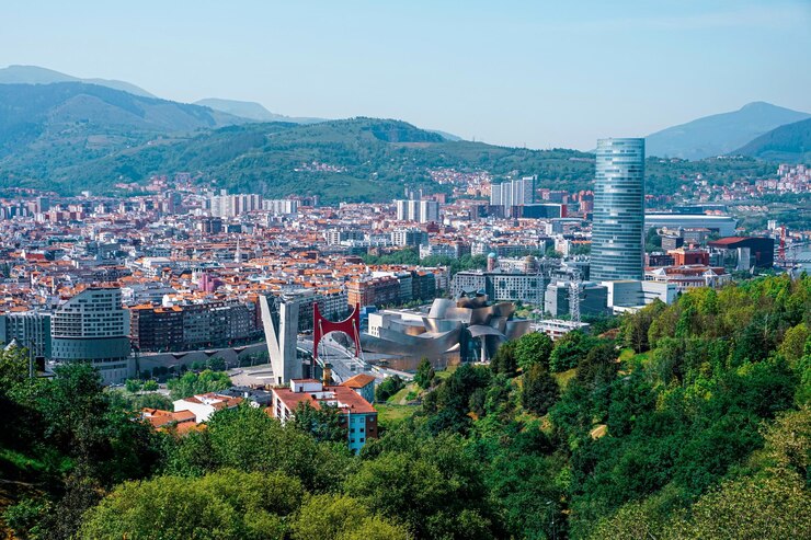 Paisaje urbano de la ciudad de Bilbao España destino de viaje