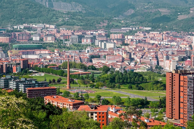 Paisaje urbano de la ciudad de Bilbao España