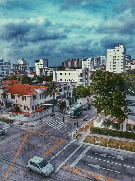 Foto paisaje urbano contra el cielo