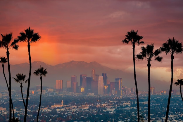 Paisaje urbano del horizonte de la ciudad de Los Ángeles del centro de Los Ángeles