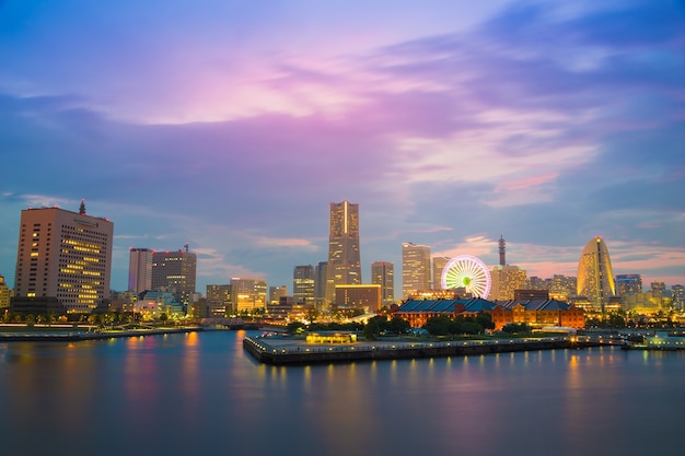 paisaje urbano de Minato Mirai, Yokohama, Japón