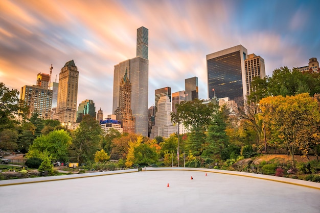 Foto paisaje urbano de nueva york, nueva york, estados unidos desde central park