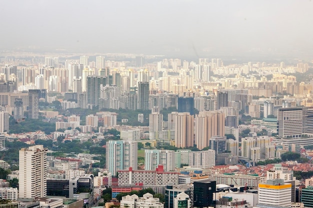 Paisaje urbano de Singapur Vista superior de Singapur desde el techo de un rascacielos