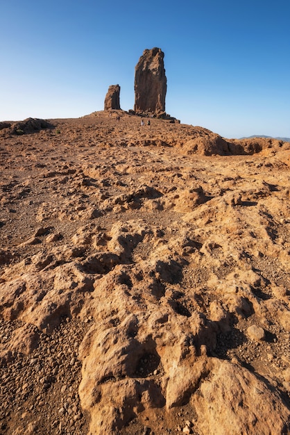 Paisaje volcánico escénico en Roque Nublo, Gran Canaria, España.