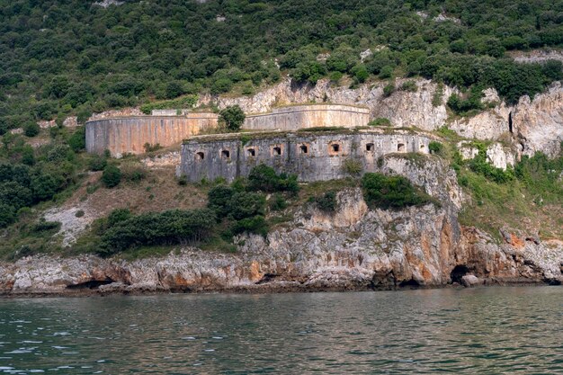 Paisajes costeros del norte de cantabria en españa