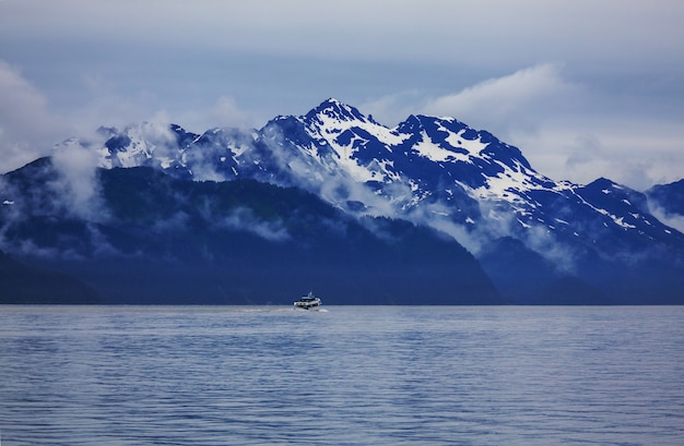 Paisajes de verano inusuales de Alaska, Estados Unidos.