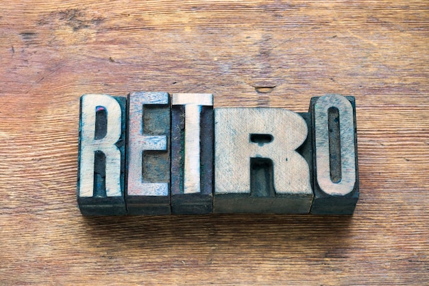 la palabra retro madera